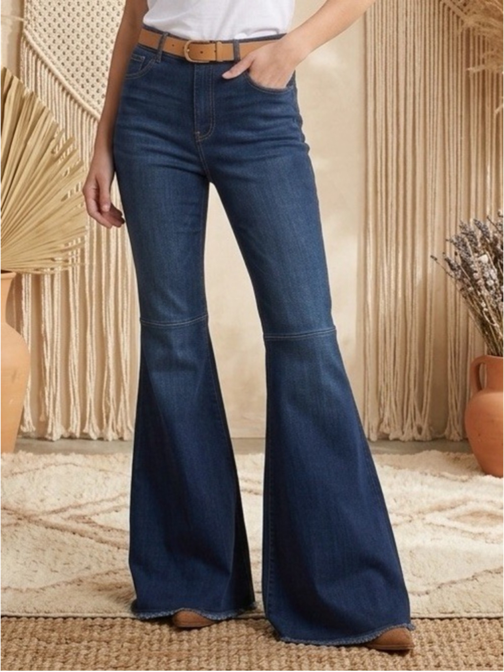 CELLO Extreme Bell Bottom Flare Jeans Size 9 High Rise Raw Hem Dark Wash Boho
